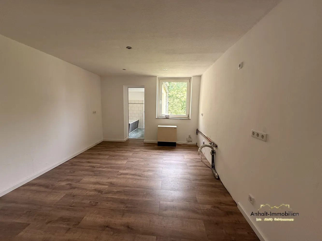 5 Zimmer Wohnung mit 100 m² in Bitterfeld-Wolfen – Bild 9