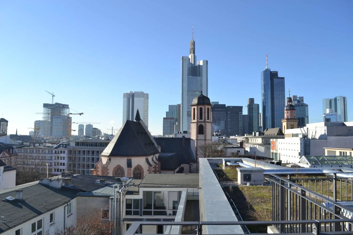 3 room apartment with 125 m² in Frankfurt am Main – Photo 1
