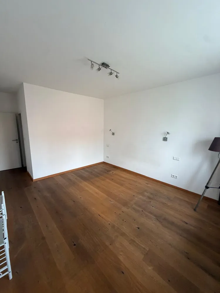 2 Zimmer Wohnung mit 54 m² in Frankfurt am Main – Bild 2