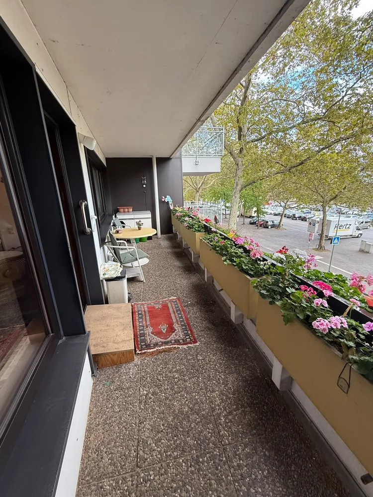 4 Zimmer Wohnung mit 90 m² in Duisburg – Bild 1