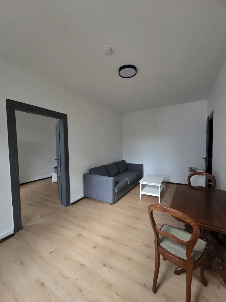 2 Zimmer Wohnung mit 50 m² in Karlsruhe – Bild 2