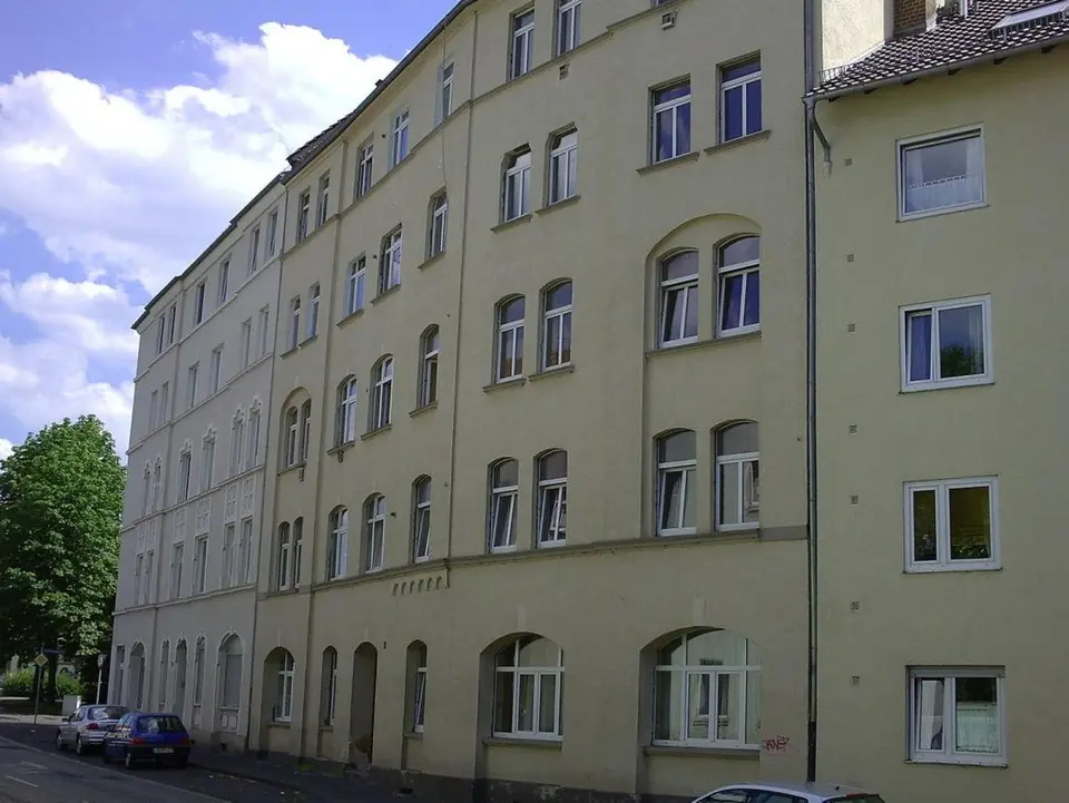 4 Zimmer Wohnung mit 110 m² in Kassel – Bild 2