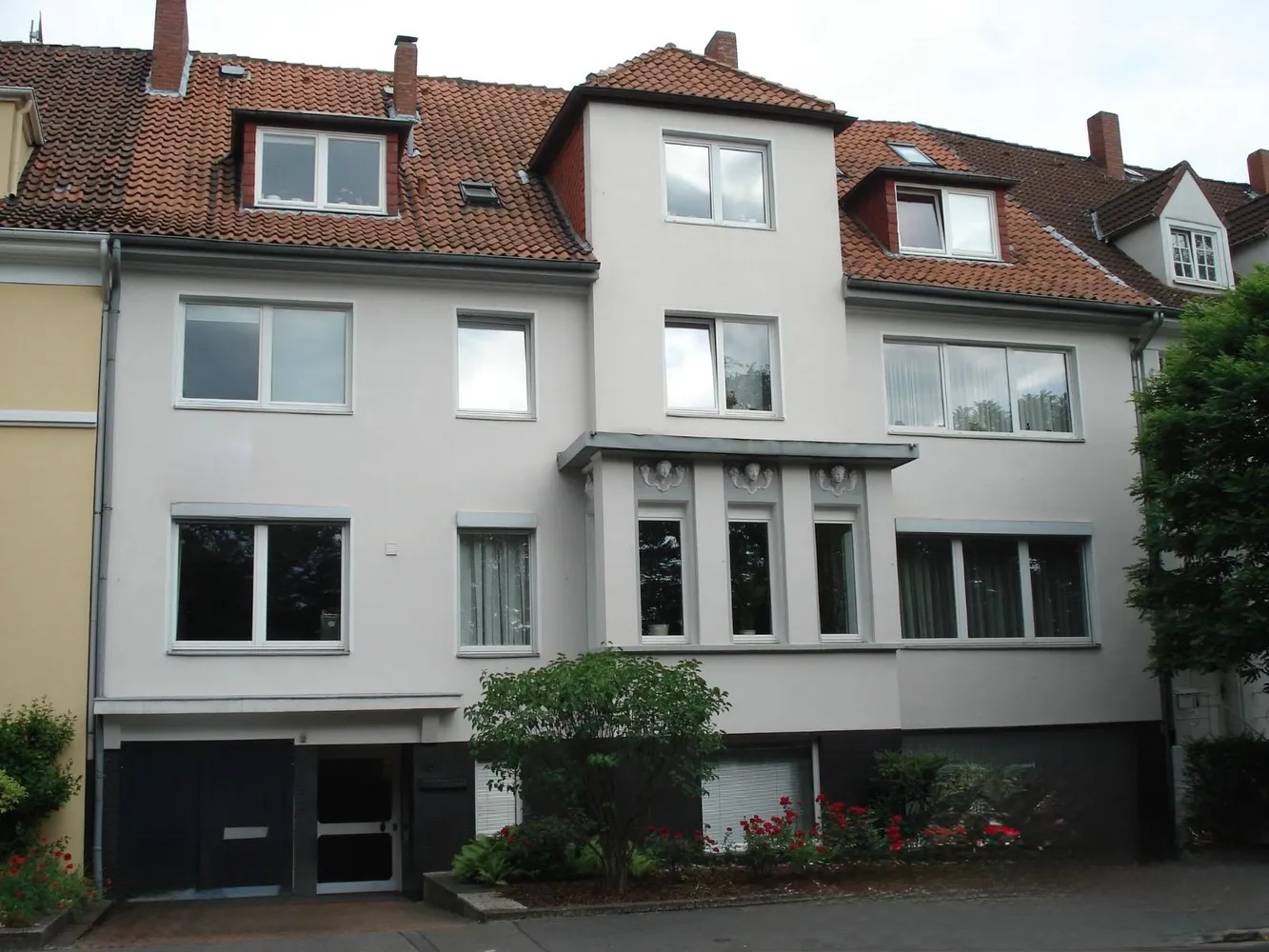 5 room apartment with 200 m² in Hanover – Photo 1