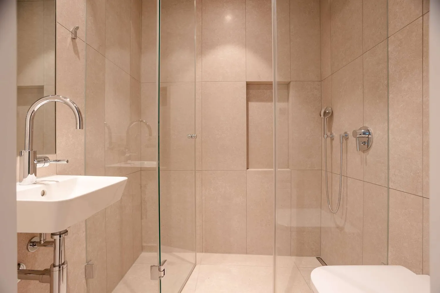 3 Zimmer Wohnung mit 133 m² in Frankfurt am Main – Bild 5