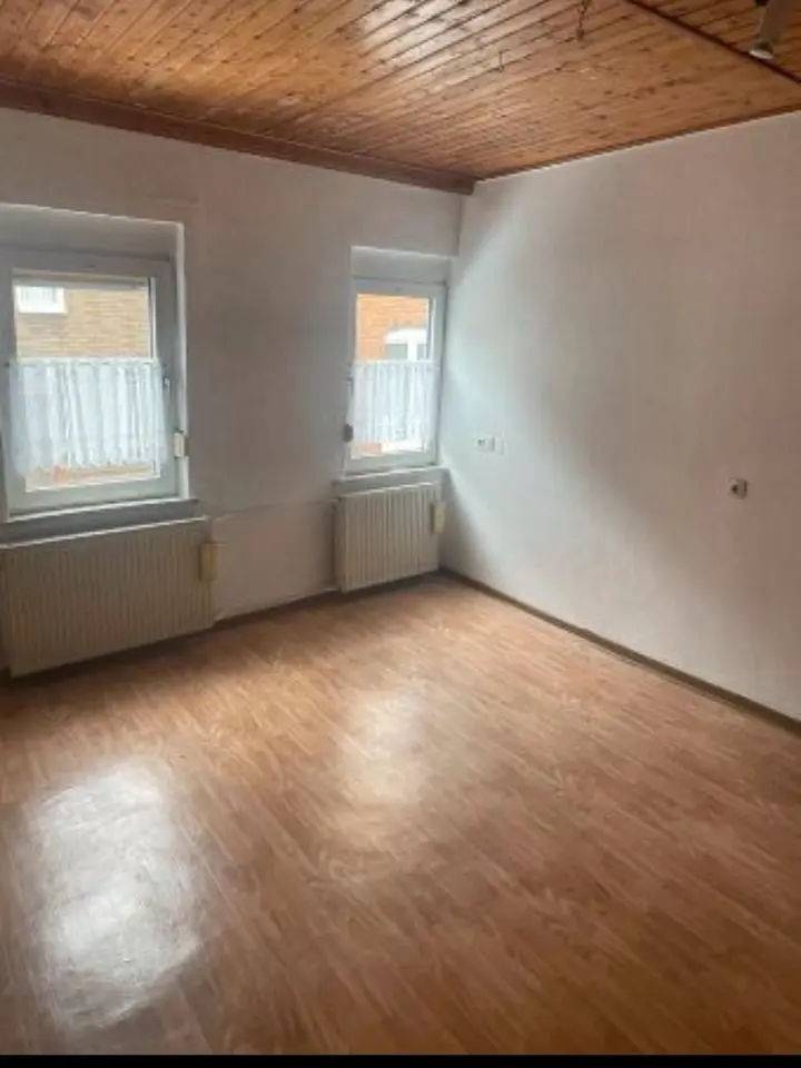2 Zimmer Wohnung mit 35 m² in Eschwege – Bild 1