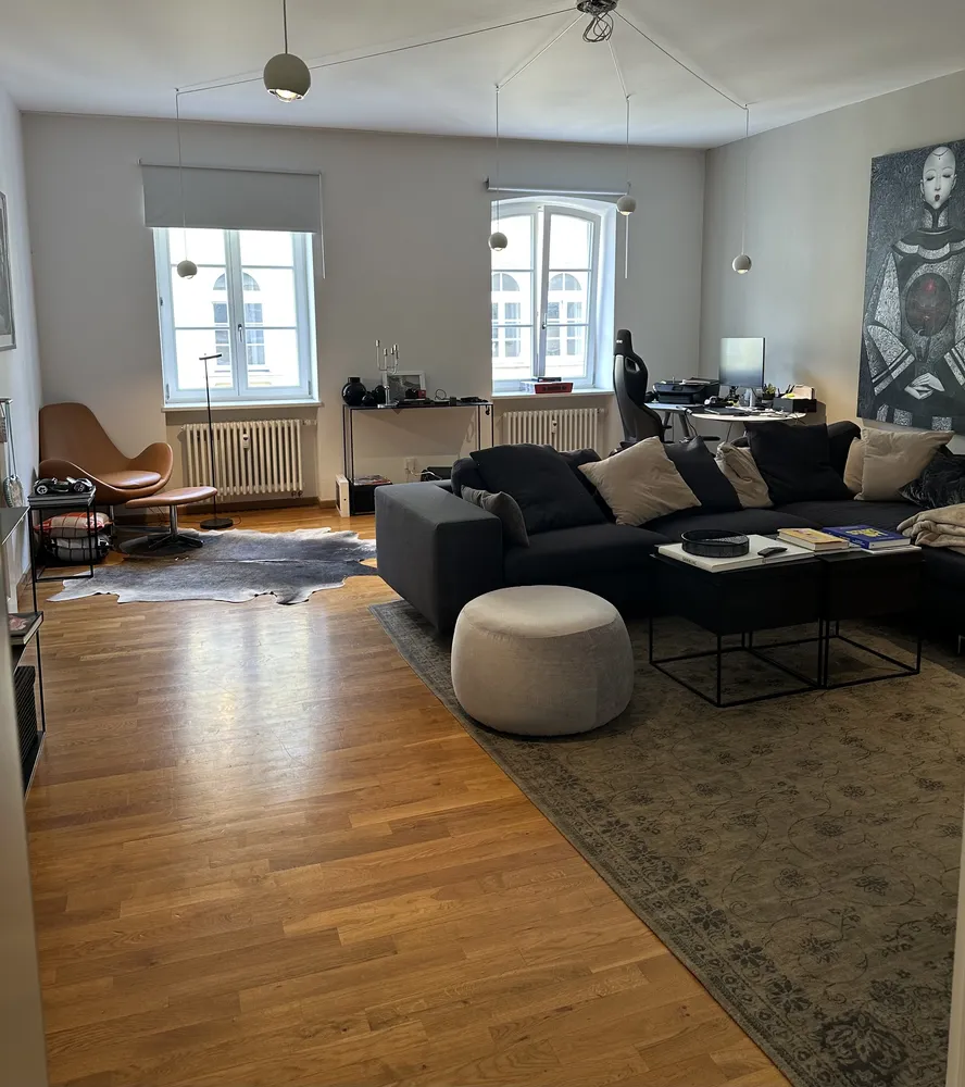 4 Zimmer Wohnung mit 147 m² in München – Bild 1