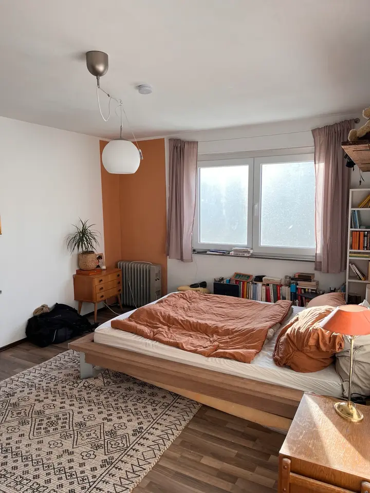 Shared room with 100 m² in Stuttgart – Photo 1