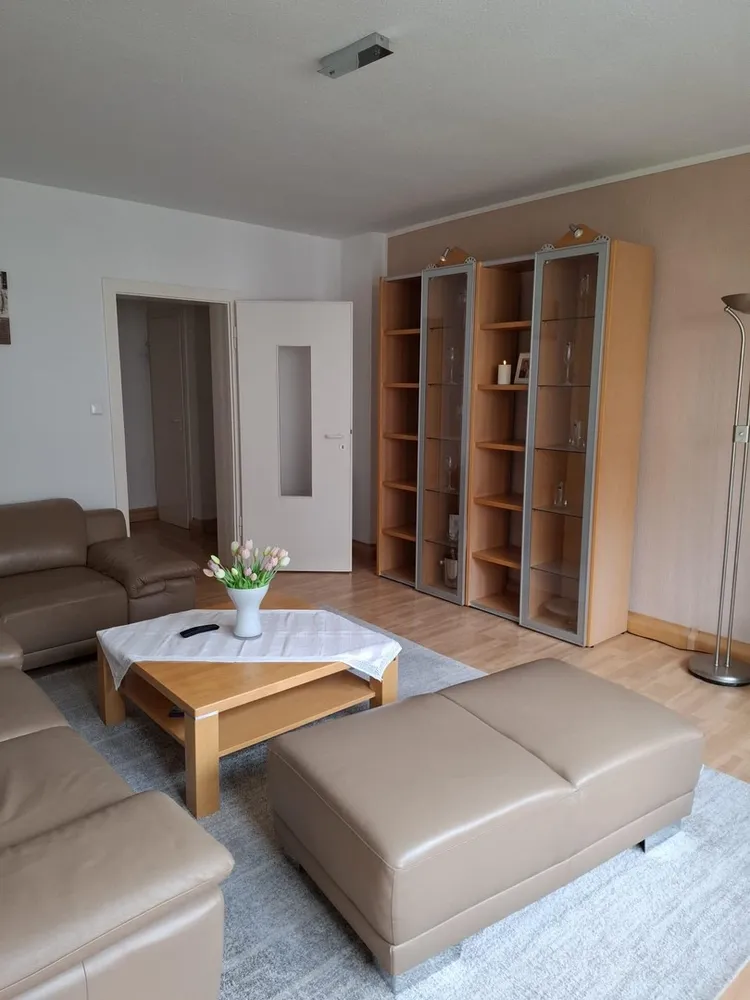 3 Zimmer Wohnung mit 78 m² in Krefeld – Bild 1