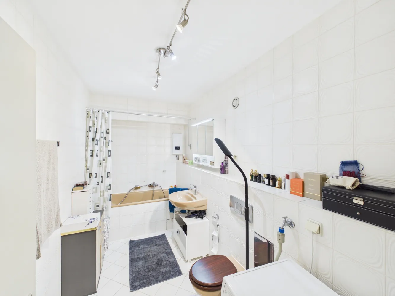 2 Zimmer Wohnung mit 75 m² in Köln – Bild 6