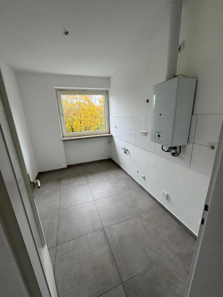 4 Zimmer Wohnung mit 94 m² in Wiesbaden – Bild 6