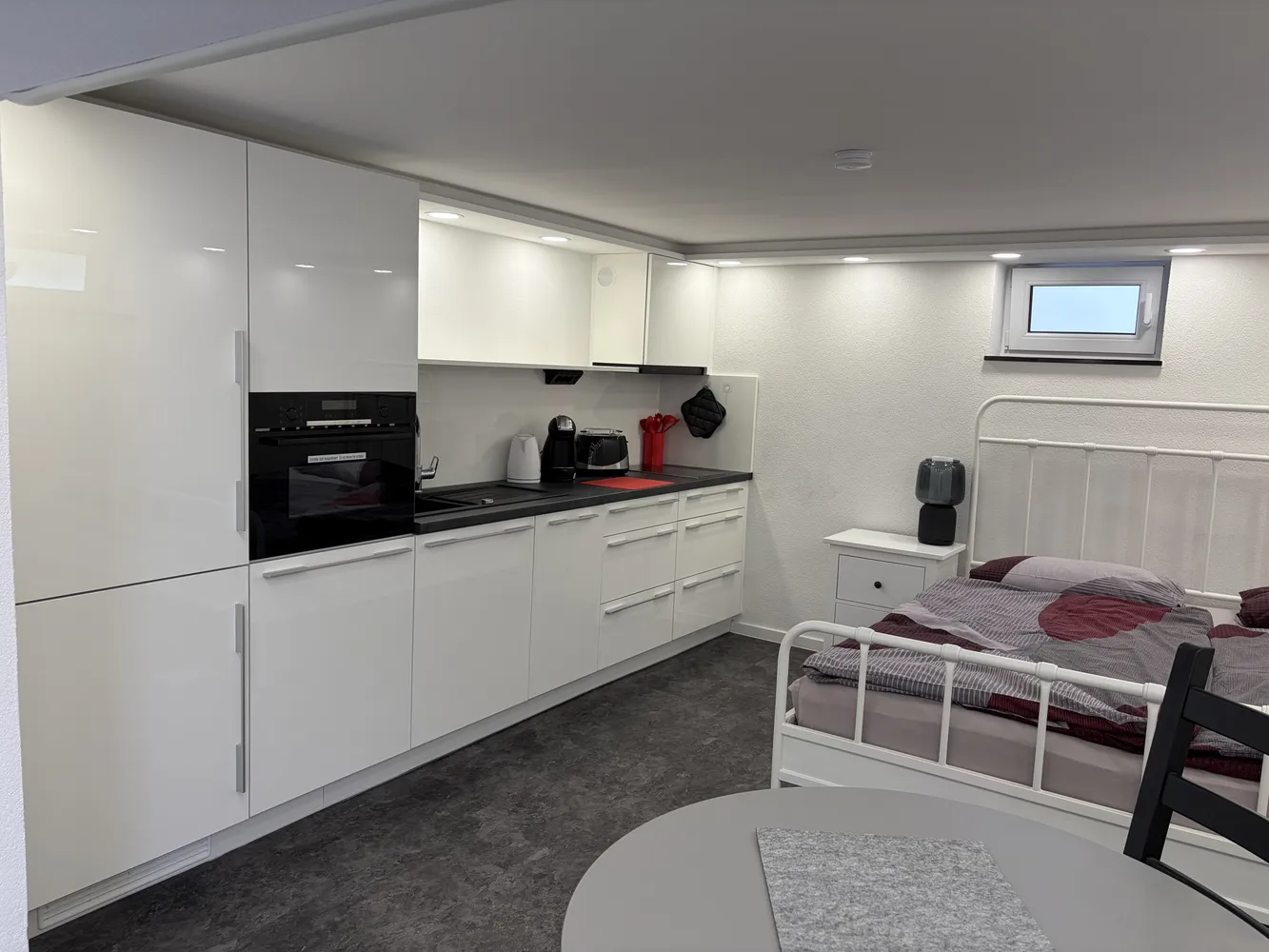 1 Zimmer Wohnung mit 25 m² in Wiesbaden – Bild 1