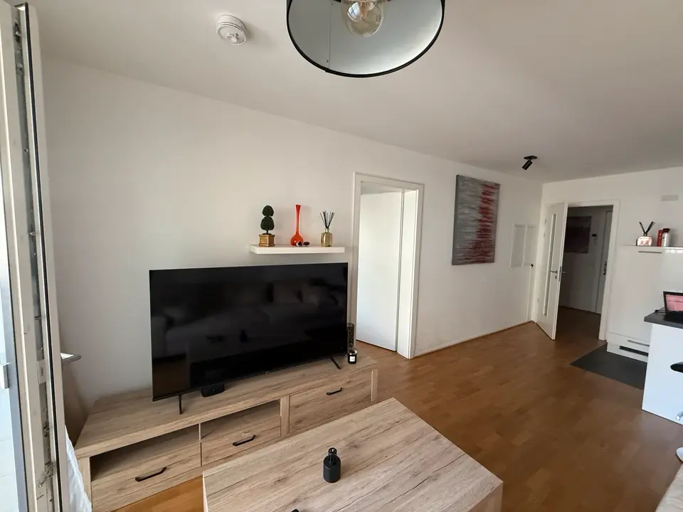 2 Zimmer Wohnung mit 60 m² in Dresden – Bild 1