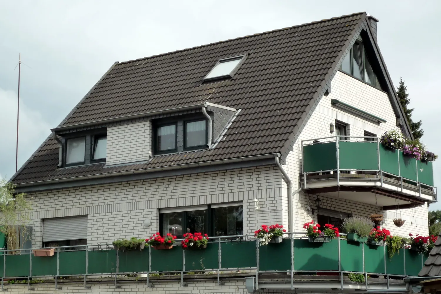 3 Zimmer Wohnung mit 101 m² in Krefeld – Bild 2