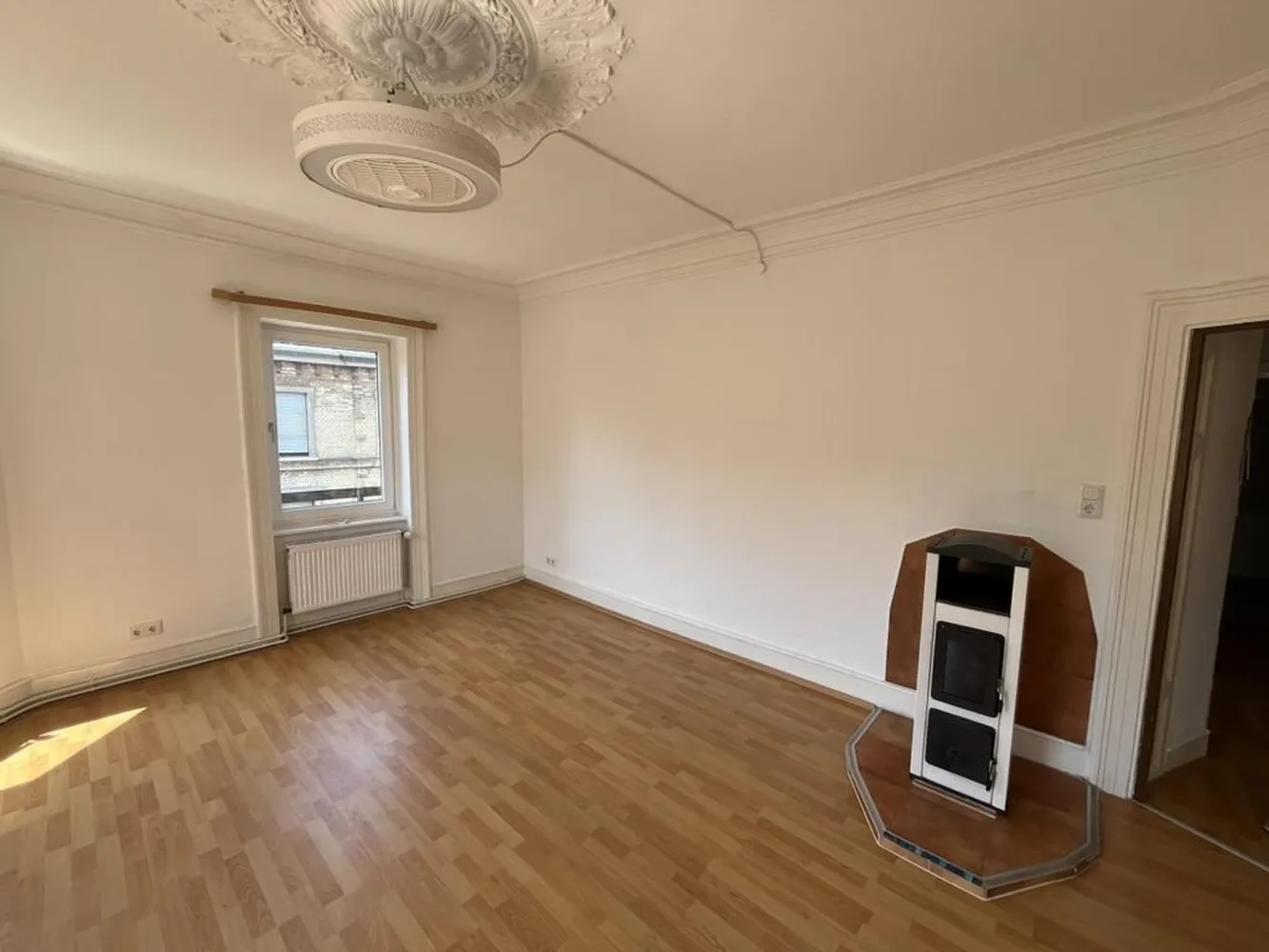 4 Zimmer Wohnung mit 73 m² in Wiesbaden – Bild 2