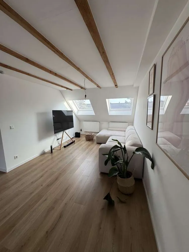 2 Zimmer Wohnung mit 54 m² in Duisburg – Bild 1