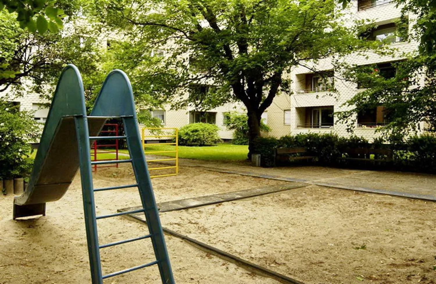 4 room apartment with 95 m² in Berlin – Photo 2