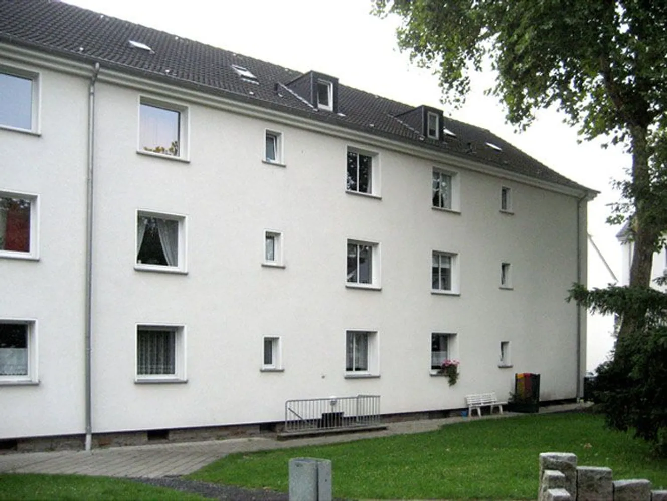 3 Zimmer Wohnung mit 76 m² in Essen – Bild 4