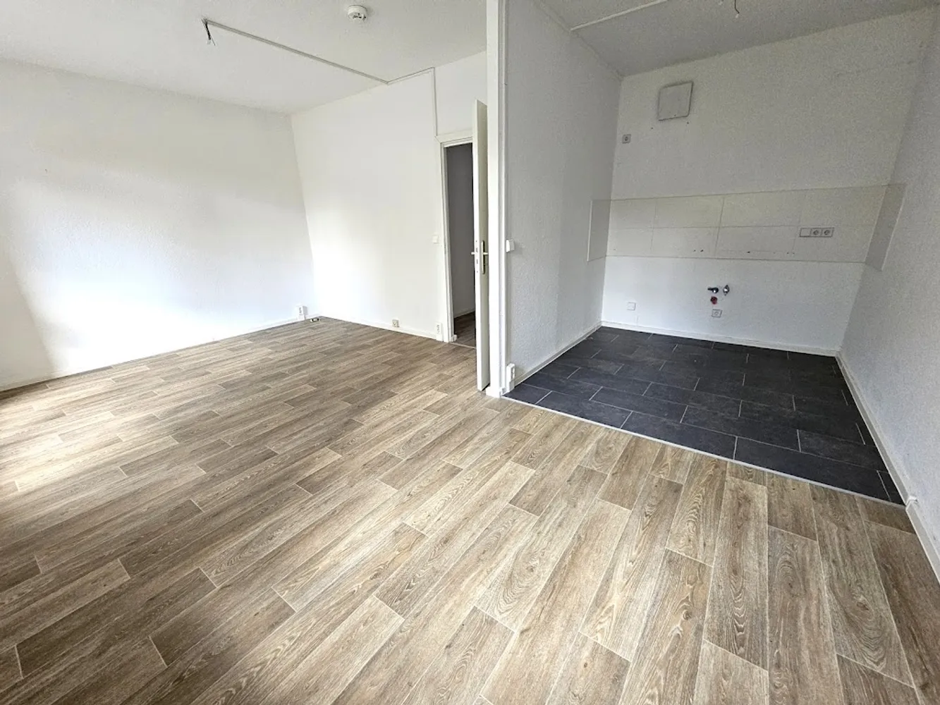 3 Zimmer Wohnung mit 57 m² in Halle (Saale) – Bild 1