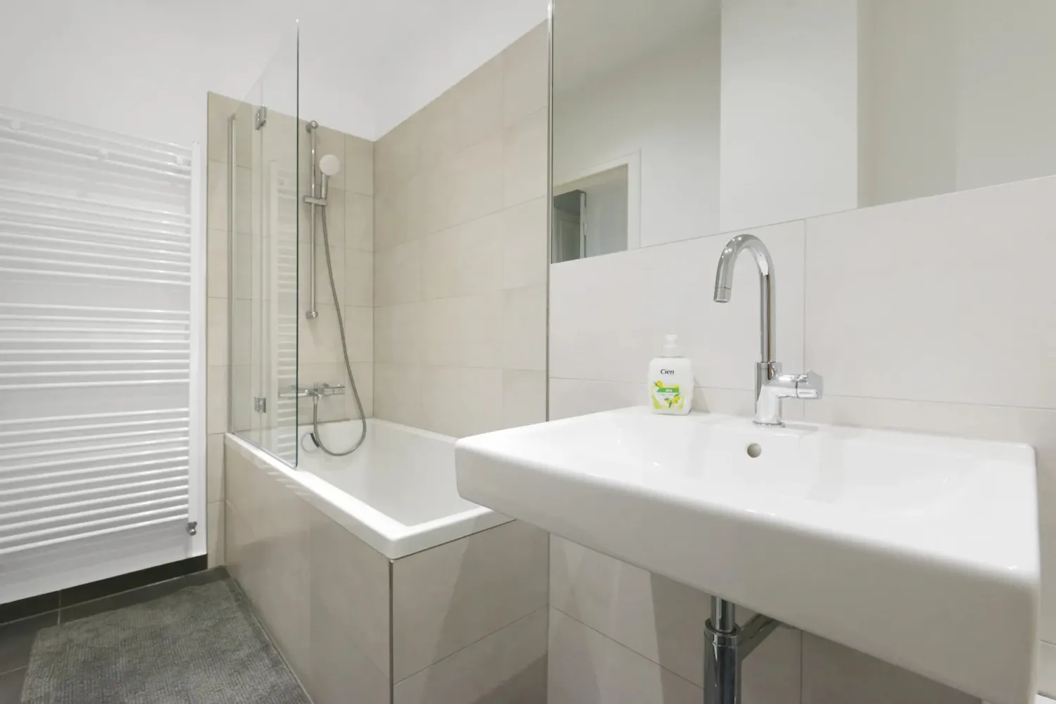 WG-Zimmer mit 15 m² in Berlin – Bild 1