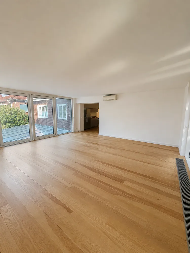 3 Zimmer Wohnung mit 150 m² in Hamburg – Bild 3