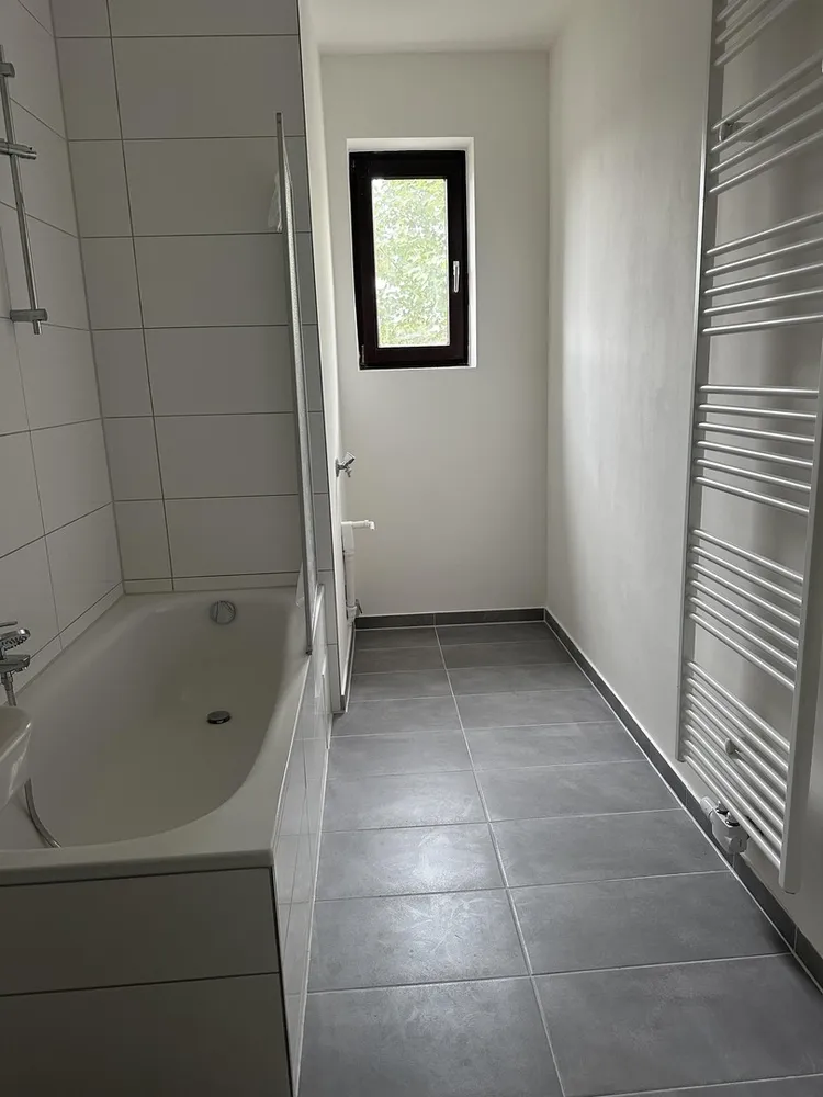 3 Zimmer Wohnung mit 90 m² in Düsseldorf – Bild 1