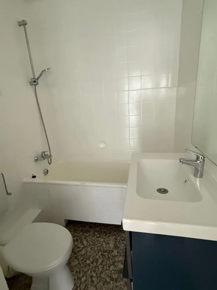 1 room apartment with 46 m² in Cologne – Photo 6