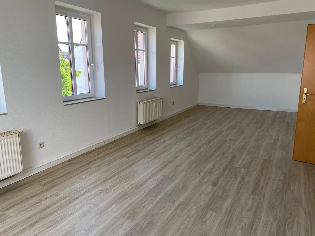 3 Zimmer Wohnung mit 101 m² in Zwickau – Bild 8