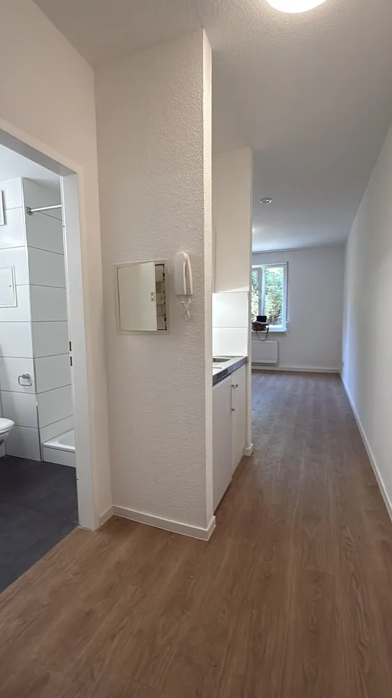 1 room apartment with 24 m² in Saarbrücken – Photo 3