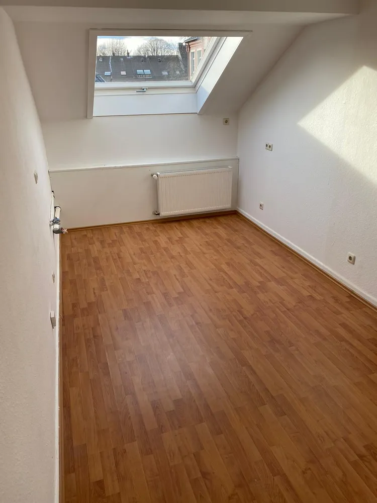 4 Zimmer Wohnung mit 90 m² in Wuppertal – Bild 2