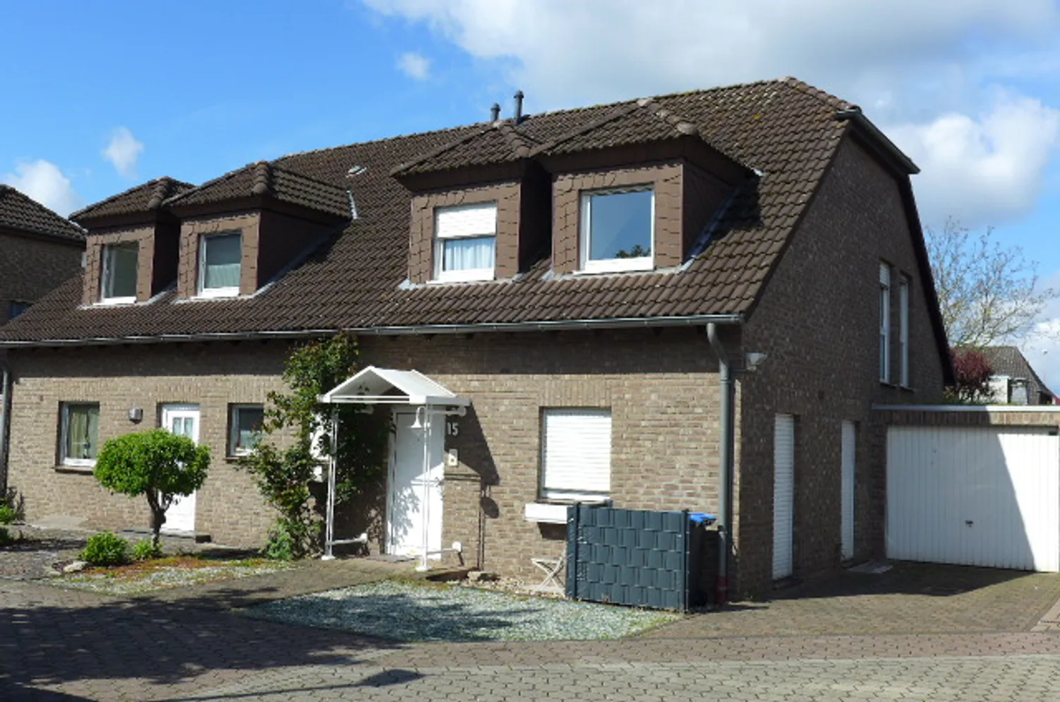 3 Zimmer Haus mit 109 m² in Moers – Bild 2