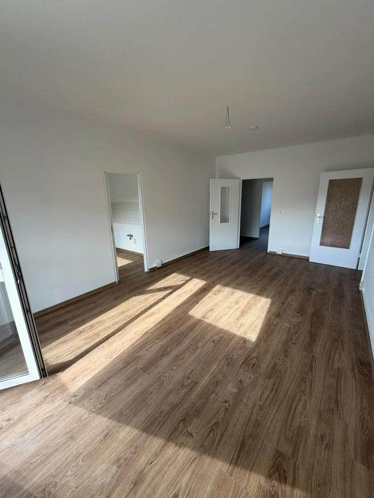 5 Zimmer Wohnung mit 95 m² in Löbau – Bild 1