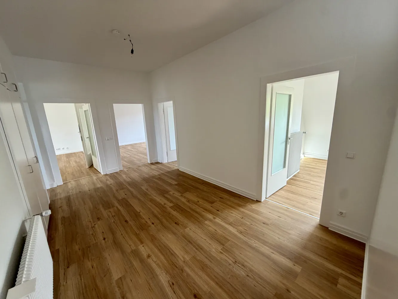 4 Zimmer Wohnung mit 126 m² in Karlsruhe – Bild 3