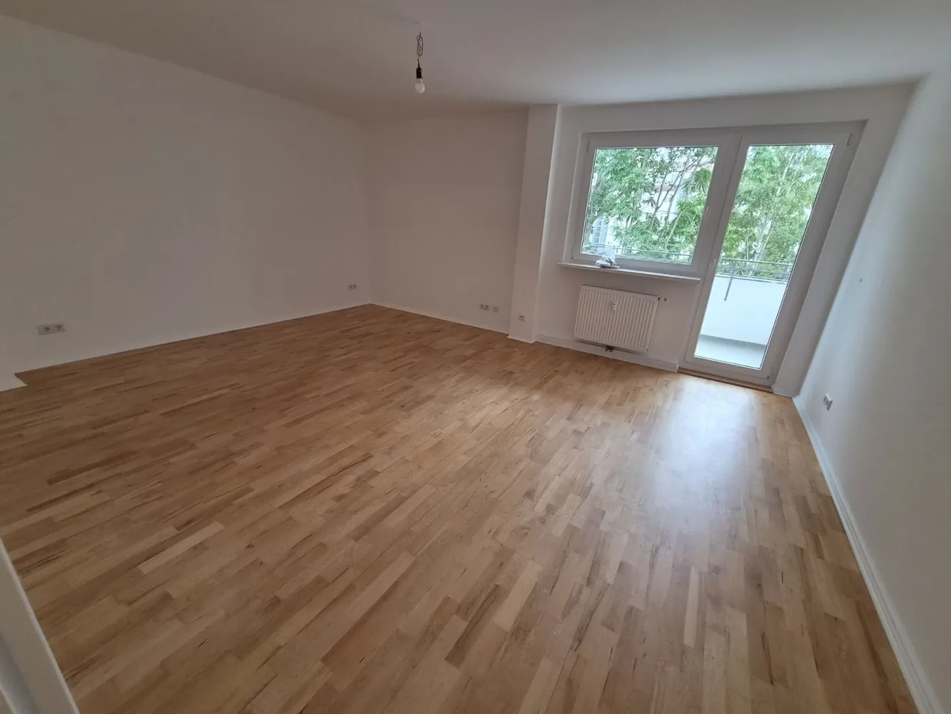 2 Zimmer Wohnung mit 67 m² in Berlin – Bild 1