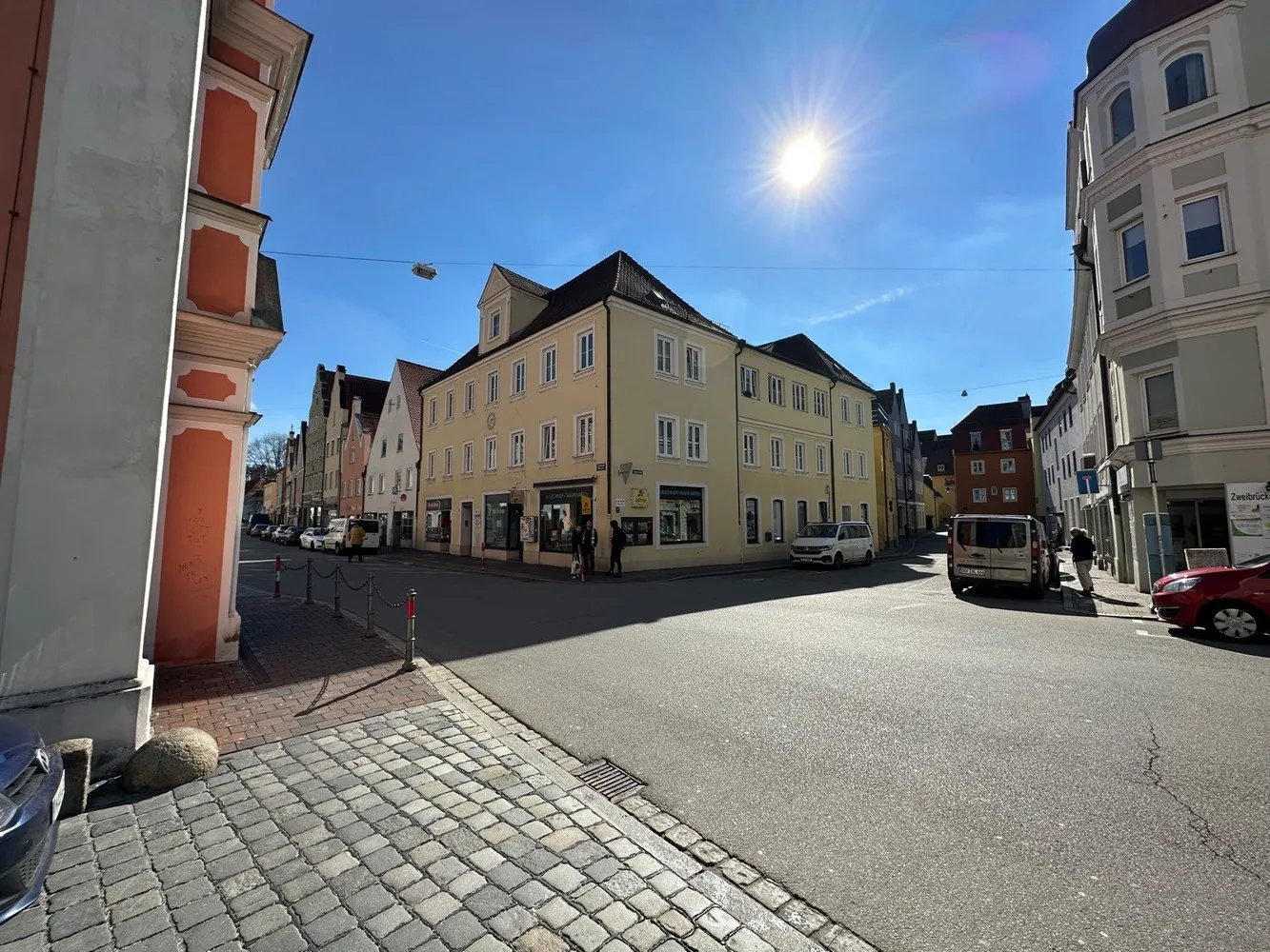 6 Zimmer Wohnung mit 185 m² in Landshut – Bild 2