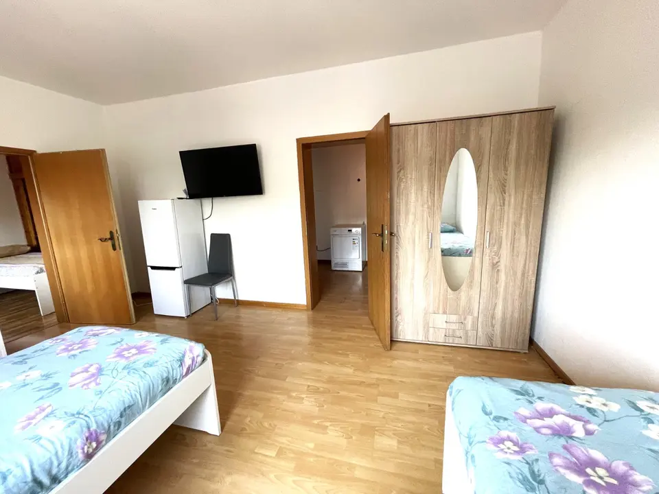 WG-Zimmer mit 105 m² in Duisburg – Bild 3