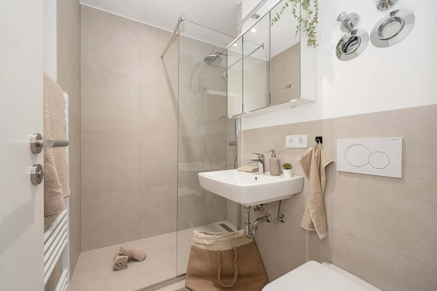 WG-Zimmer mit 10 m² in München – Bild 2