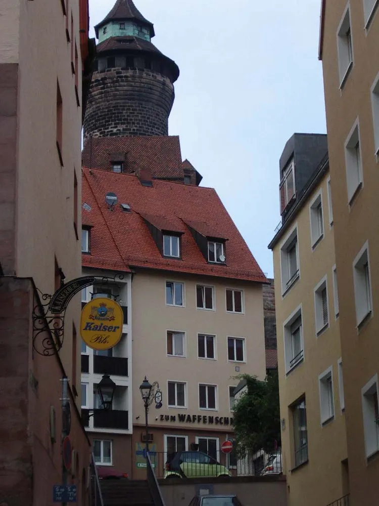 4 Zimmer Wohnung mit 101 m² in Nürnberg – Bild 4