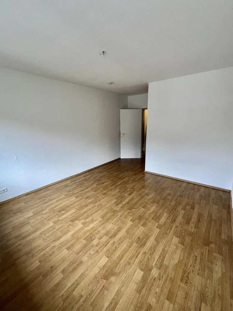 1 room apartment with 30 m² in Wuppertal – Photo 2