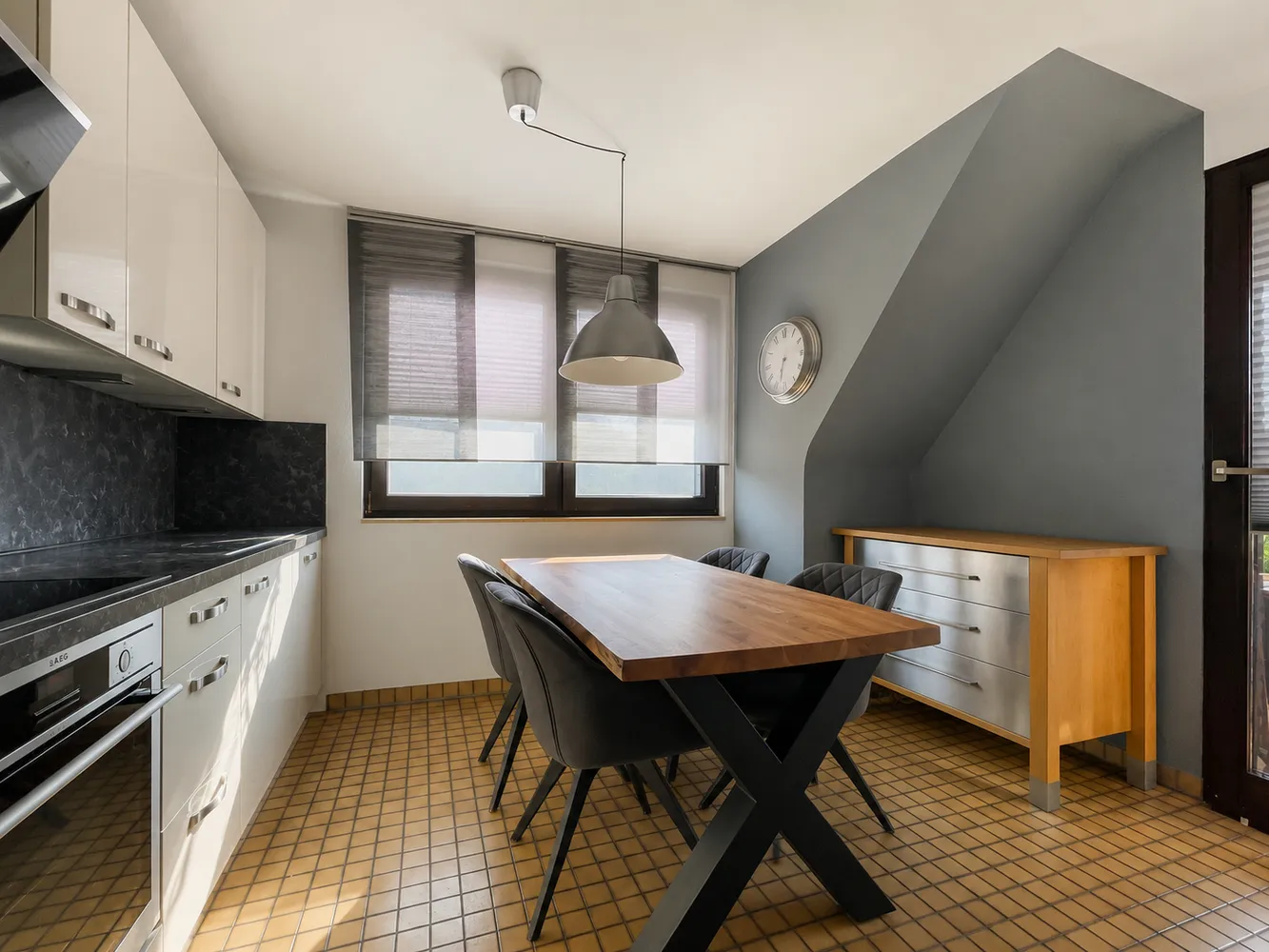 2 Zimmer Wohnung mit 69 m² in Düsseldorf – Bild 8