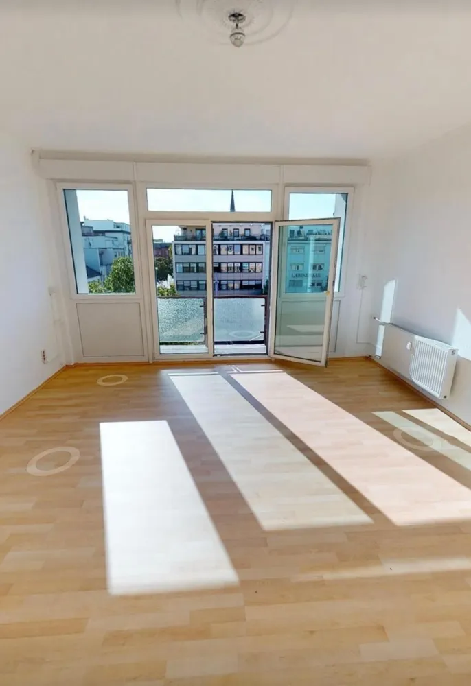 2 Zimmer Wohnung mit 75 m² in Mannheim – Bild 2