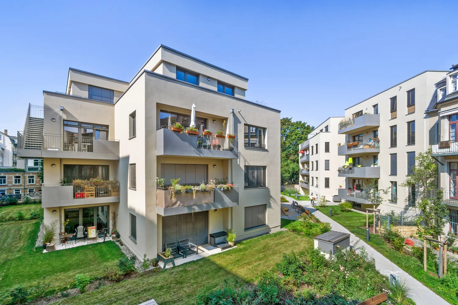 2 Zimmer Wohnung mit 77 m² in Dresden – Bild 1