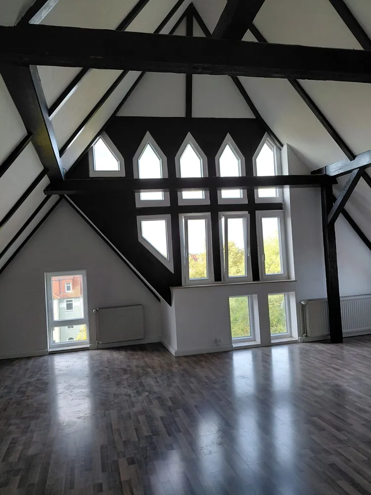 3 room apartment with 90 m² in Hanover – Photo 2
