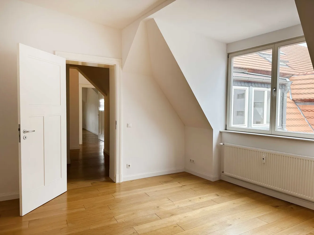 4 Zimmer Wohnung mit 126 m² in Halle (Saale) – Bild 2