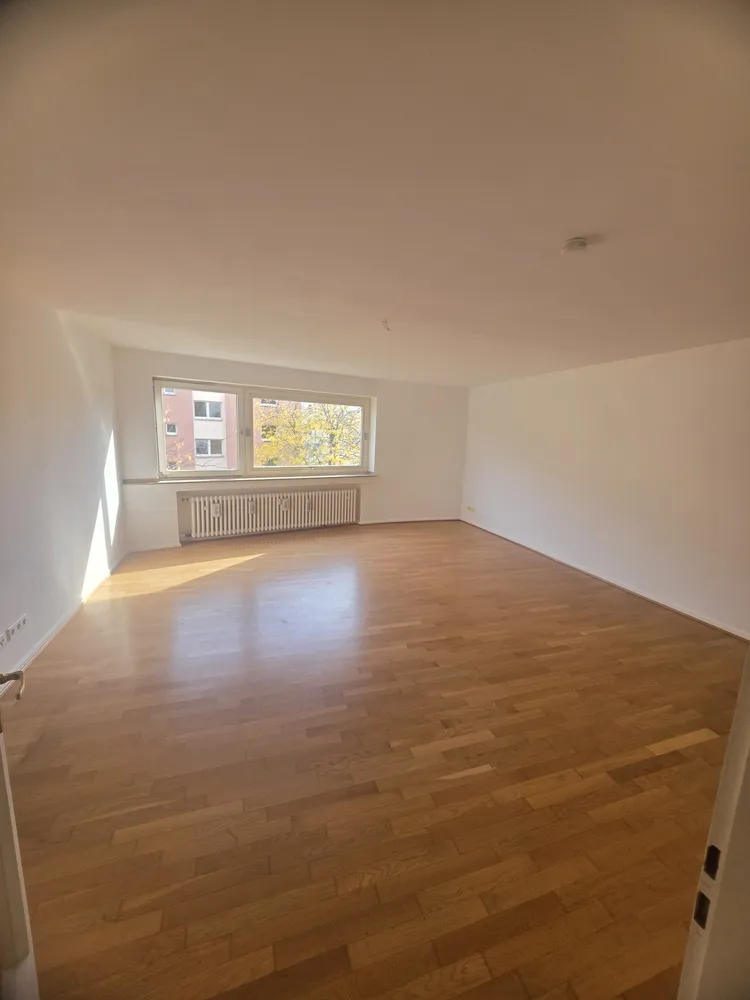 2 room apartment with 73 m² in Cologne – Photo 2