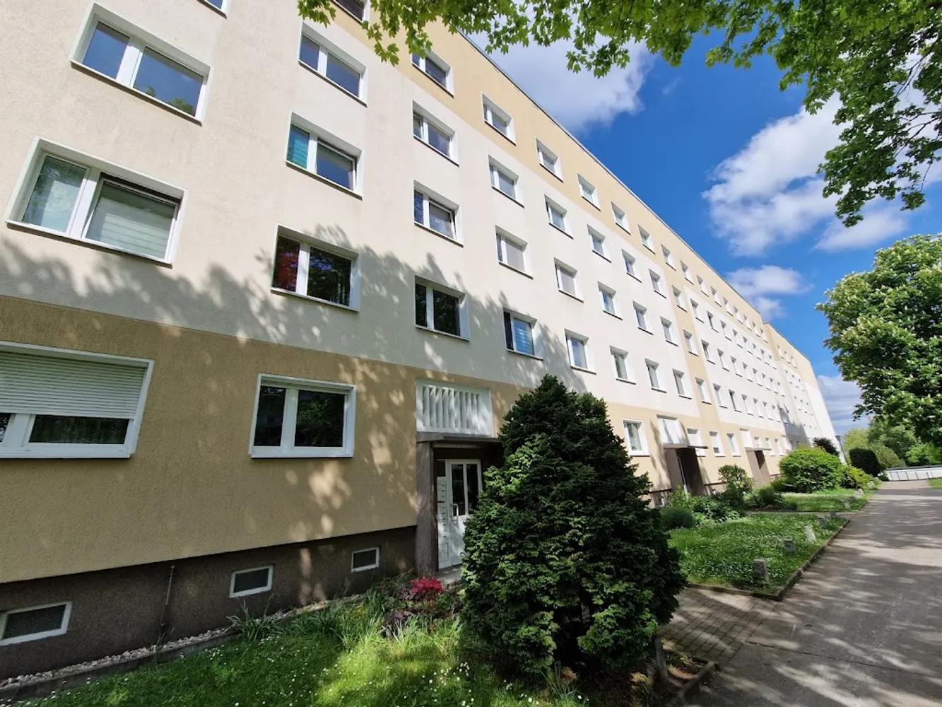 2 Zimmer Wohnung mit 48 m² in Magdeburg – Bild 4