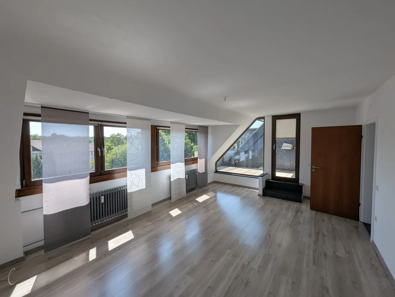 6 Zimmer Wohnung mit 145 m² in Essen – Bild 1