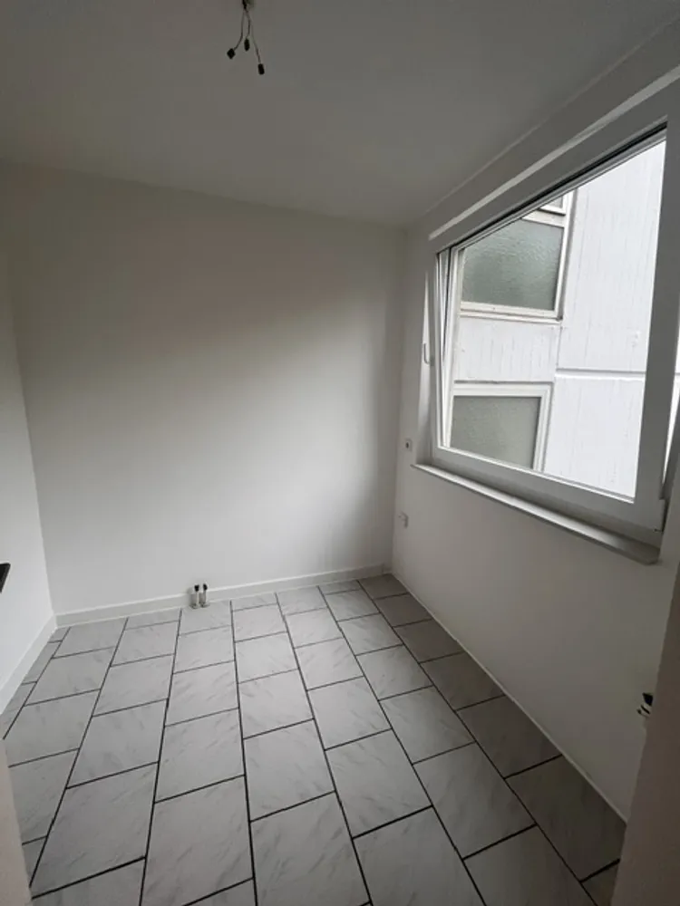 2 Zimmer Wohnung mit 66 m² in Köln – Bild 7
