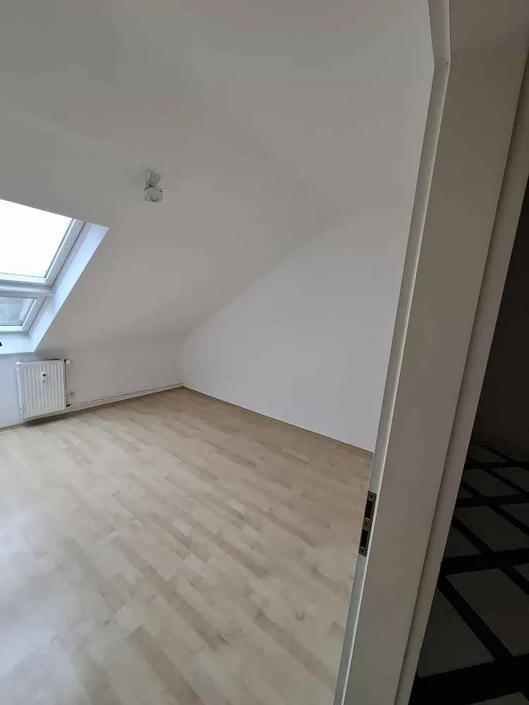 2 Zimmer Wohnung mit 65 m² in Frankfurt am Main – Bild 9
