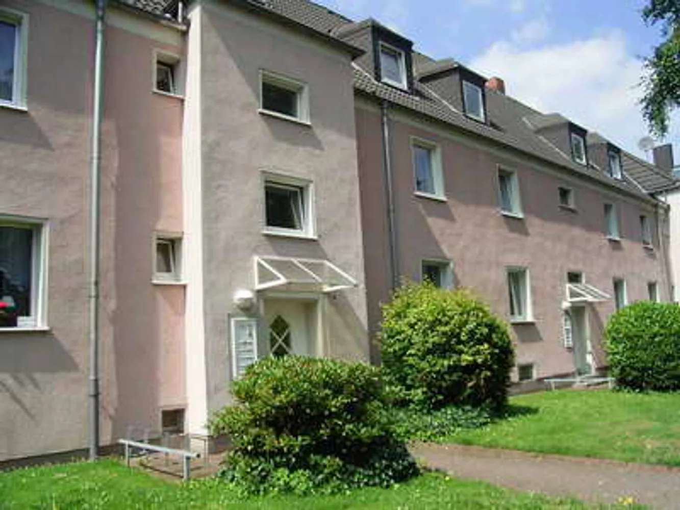 2 room apartment with 40 m² in Bochum – Photo 1