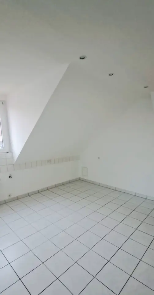 6 Zimmer Wohnung mit 120 m² in Suhl – Bild 10